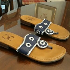 Sunsets Sweet Tea Blue & Tan Sandals Flip Flops with Decorative Straps, Size 7